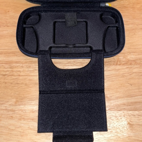 SOLD***Super Mario Maker 2 2019 Switch/Switch Lite Travel Carrying Case Nintendo - Picture 9 of 10